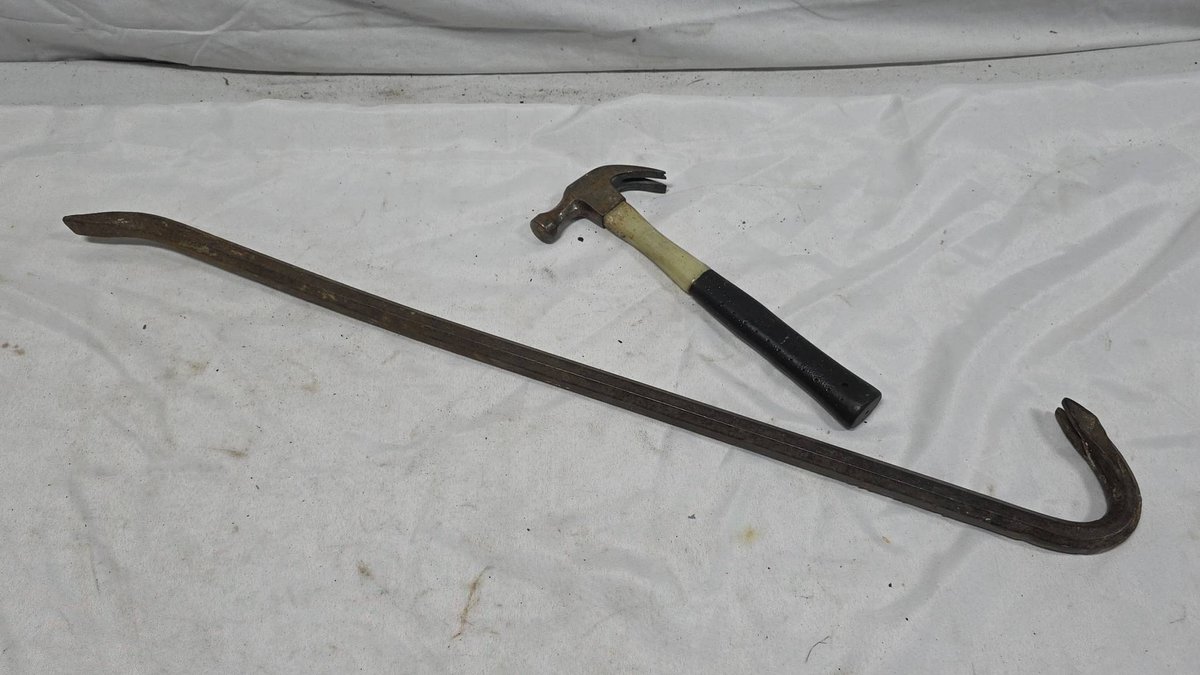 Crowbar and Claw Hammer Hand Tool Lot, Steel Construction