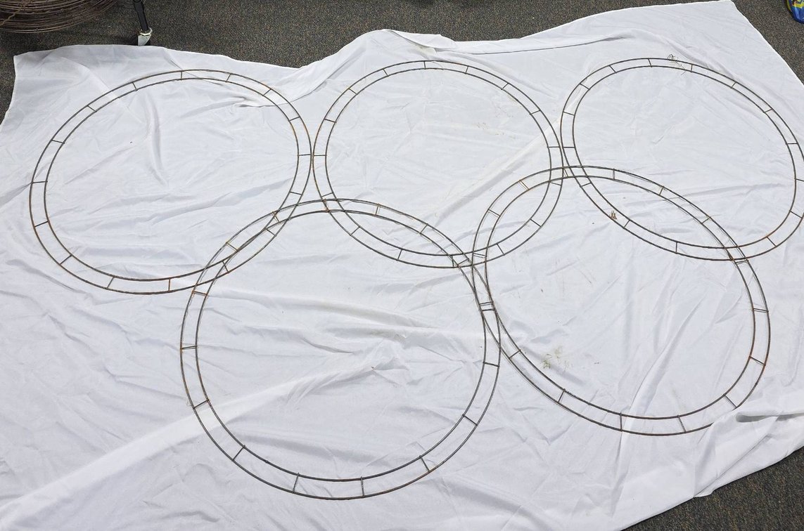 (5) Metal Wreath Rings, Open Wire Frame, 35.5 Inch Diameter, Circular Floral Bases