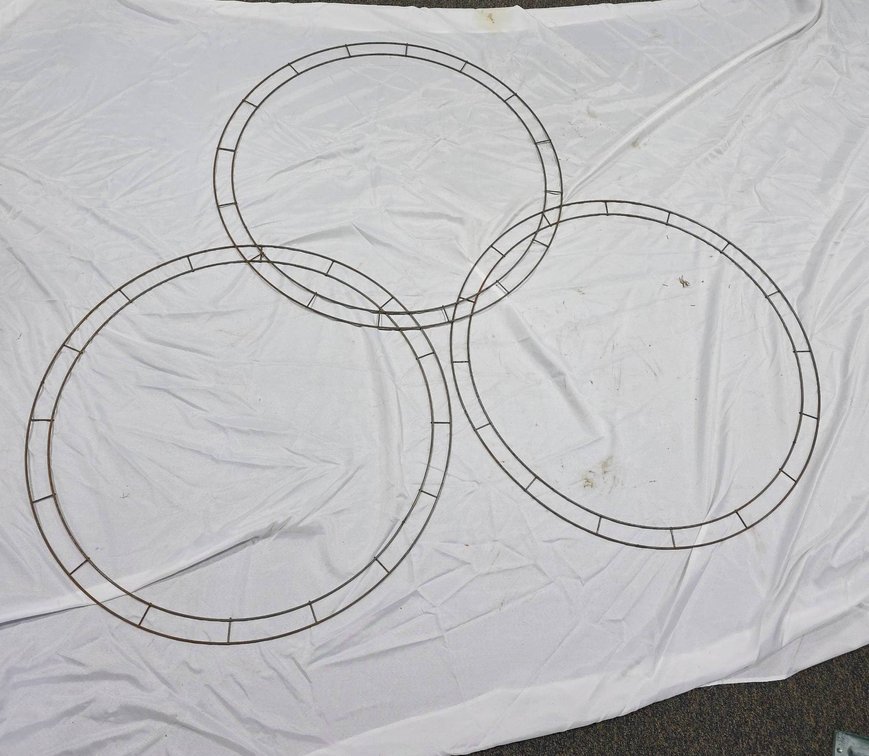 3 Metal Wreath Rings, 35.5 Inch Diameter, Circular Frames for Crafting or Floral Arrangement