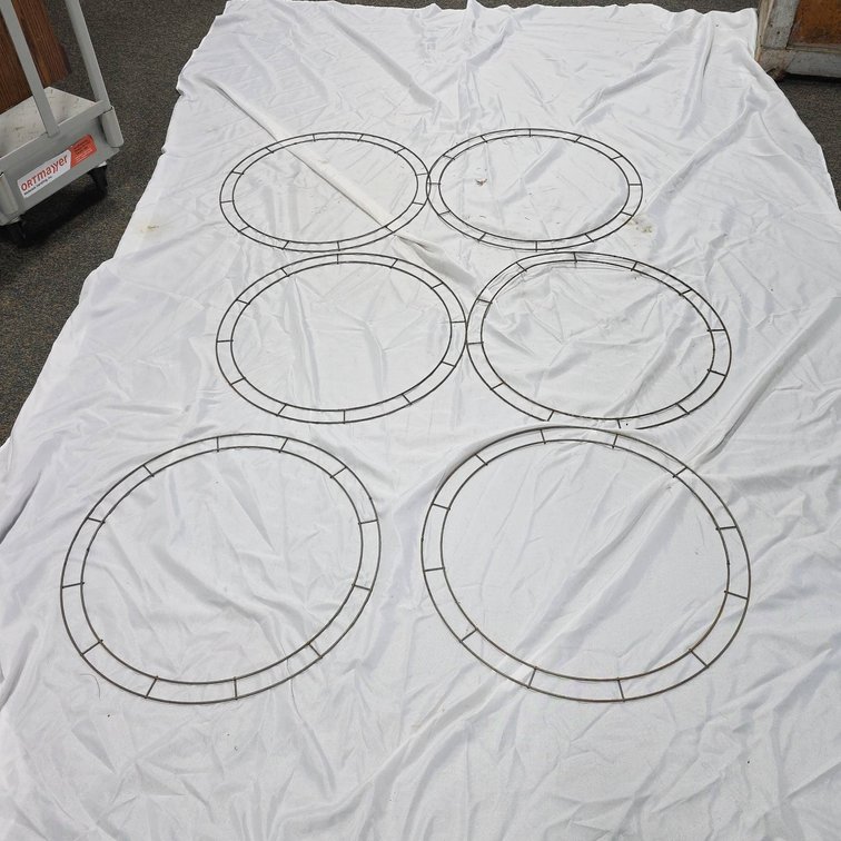 6 Metal Wreath Forms, 24 Inch Diameter, Circular Floral Frames for Crafting or Decoration