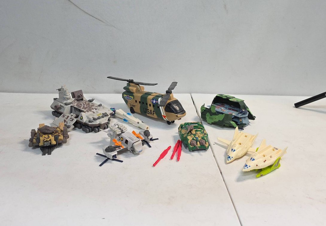 1989 Micro Machines and Kenner Parker Toys Military Vehicles Lot with Accessories