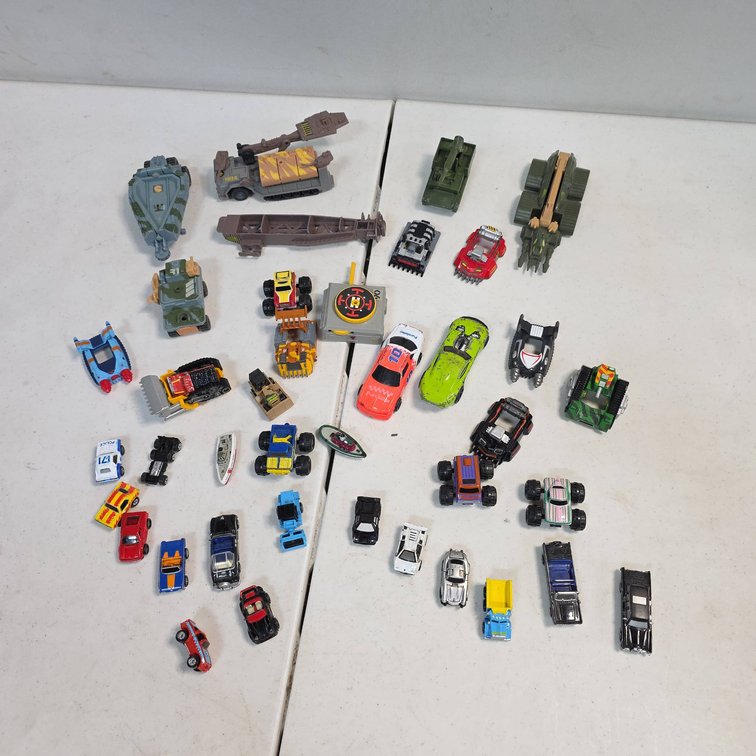 Lot Diecast Cars, Trucks, Boats Hot Wheels, Kenner, 1989, Hot Wheels 1974, Nitro Doorslammer