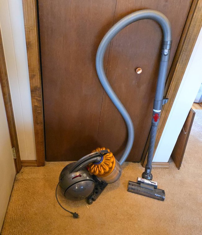Dyson DC39 Canister Vacuum With Radial Root Cyclone Technology, Triggerhead