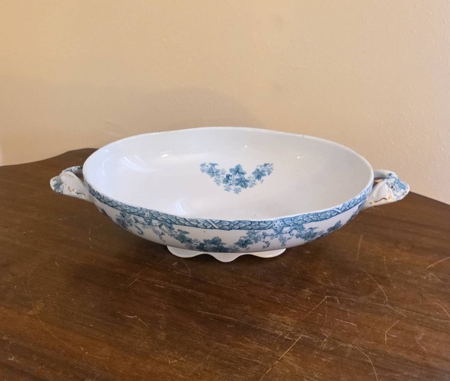 Vienna Semi-Porcelain New Wharf Pottery England Blue Floral Footed Serving Bowl