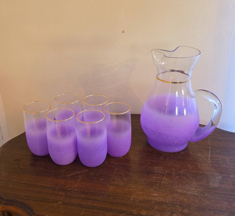 Purple Frosted Glass Pitcher With Gold Rim and (6) 5" Glasses, 10.5" Tall Pitcher