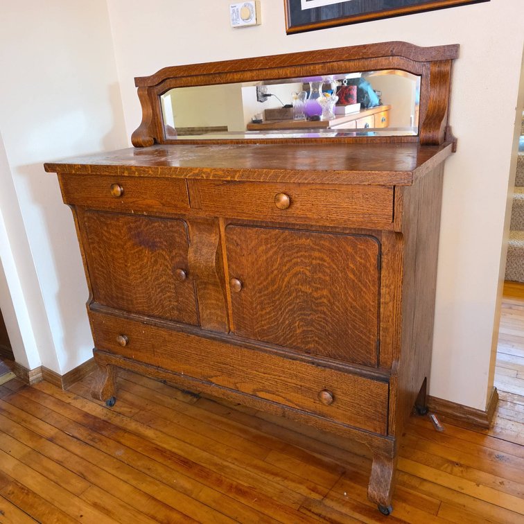 Quarter Sawn Oak Sideboard Buffet with Mirror Back, 48x20x50 Inches