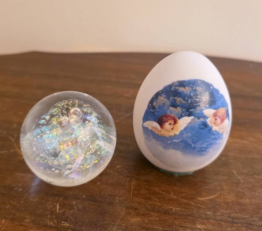 Womack's Collectibles Decorative Wooden Egg Angel Theme and Iridescent Glass Paperweight