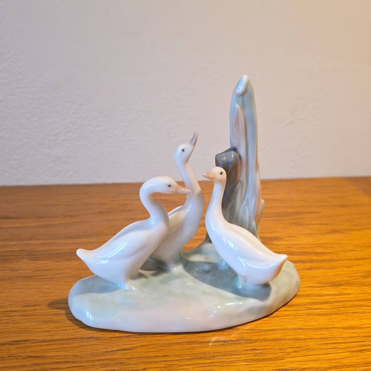 NAO by Lladró Porcelain Figurine of Three Geese and Reed, Hand Made in Spain