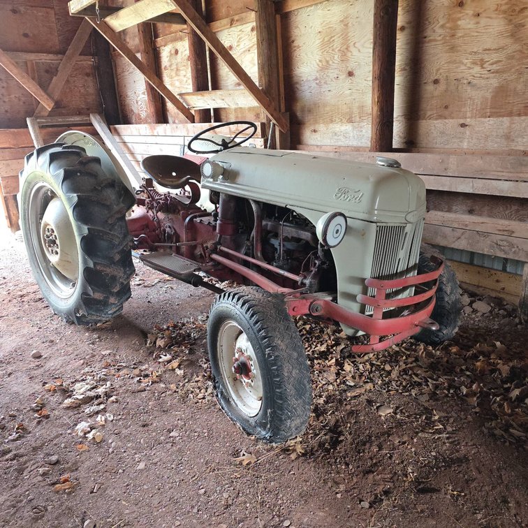 Ford Tractor, with New Rear Tires, Flat Front Tires, Not Starting (Need new Battery)