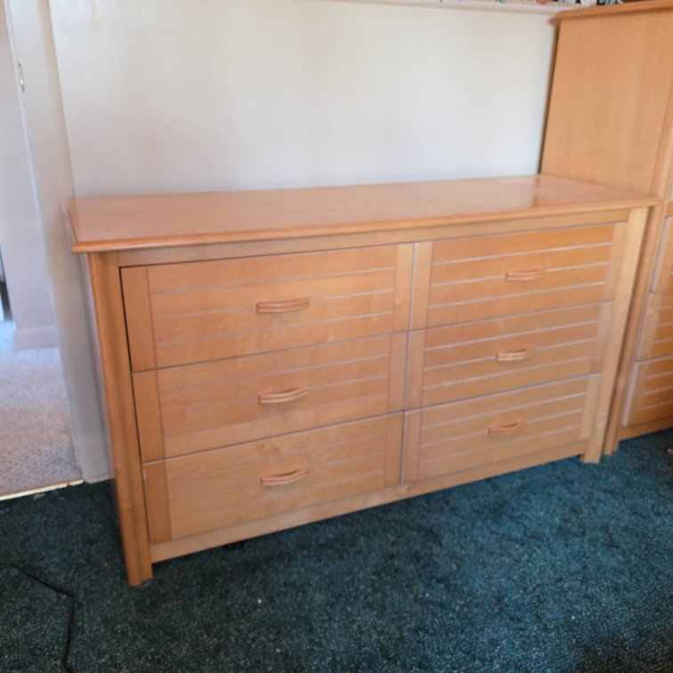 Lexington Maple-Finish Six-Drawer Dresser with Horizontal Grooves and Integrated Pulls, Maches Lot 218