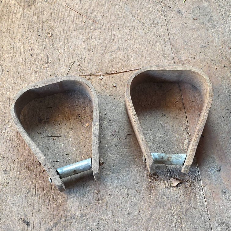Wooden and Metal Western Horse Saddle Stirrups