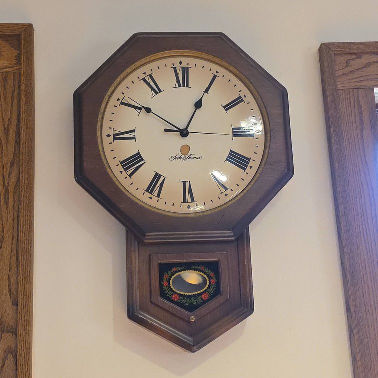 Seth Thomas Octagon Wall Clock With Roman Numerals and Decorative Glass Panel