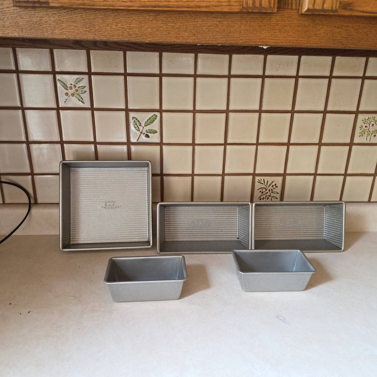 5 USA Pan Aluminized Steel Bakeware Loaf and Square Pans