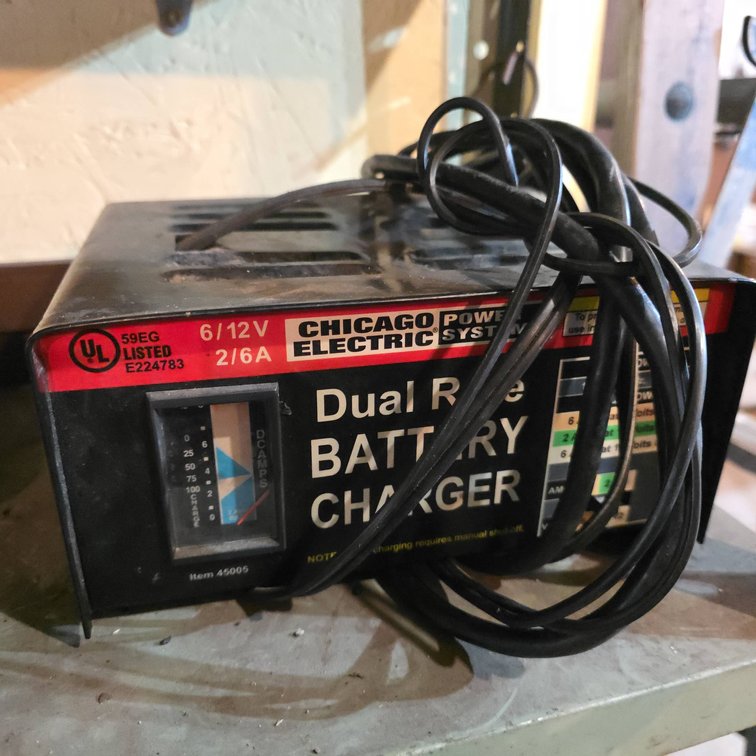 Chicago Electric Dual Rate Battery Charger, 6/12V Output, With Damage to Ground on Plug
