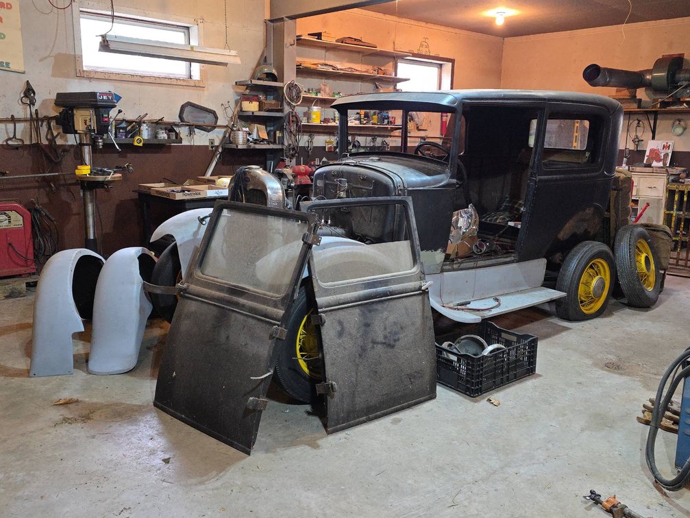 Ford Model A Project Vehicle With Major Components, Engine Turns Over, Most Parts Included, No Floorboards