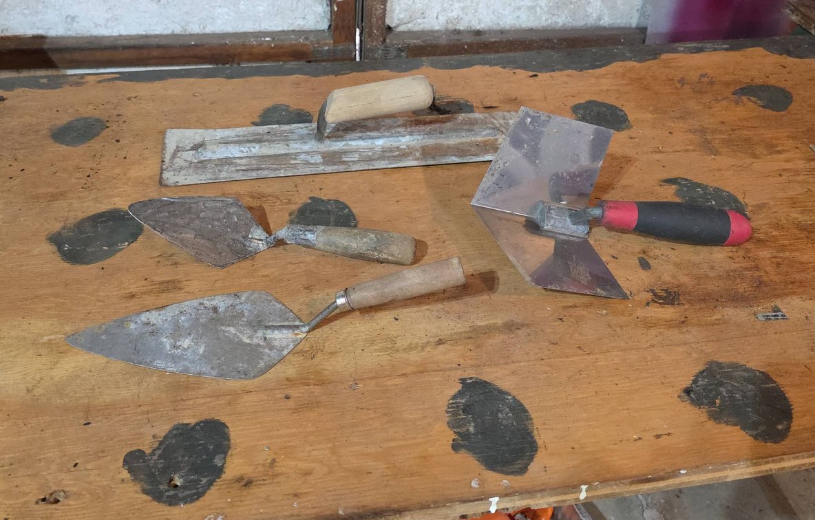 4 Masonry Tools: Trowels, Hawk, Corner Trowel, Wood and Rubber Handles