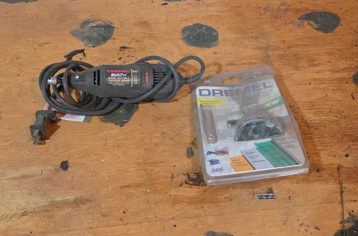 Dremel MultiPro Model 395 Type 5 Rotary Tool With Multipurpose Cutting Kit, Tested and Working