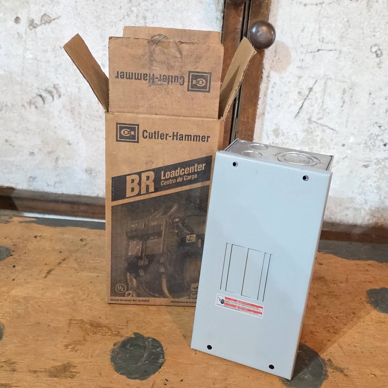 Cutler-Hammer BR Loadcenter Electrical Panel UL Listed Eaton Eaton 1-Phase 3-Wire