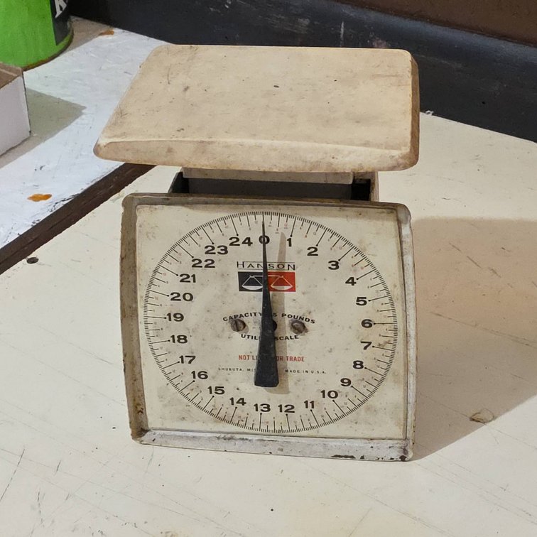 Hanson Vintage Kitchen Utility Scale 25 lb Capacity