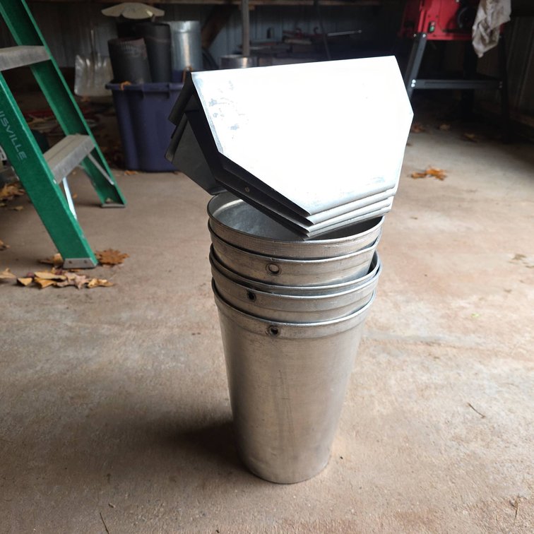 5 Aluminum Maple Syrup Pails With 5 Galvanized Tin Roofs, 9-Inch Diameter, 13-Inch Tall, A-2 Marked