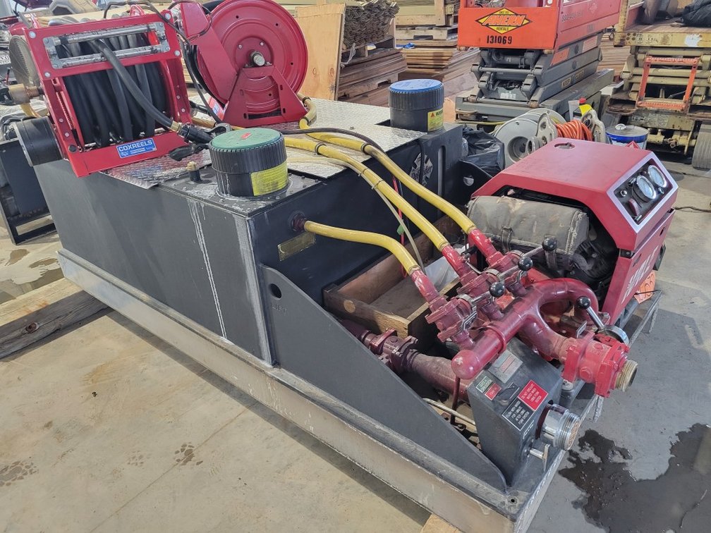 Hale Skid Unit with 225/5 Water/foam Defender 3