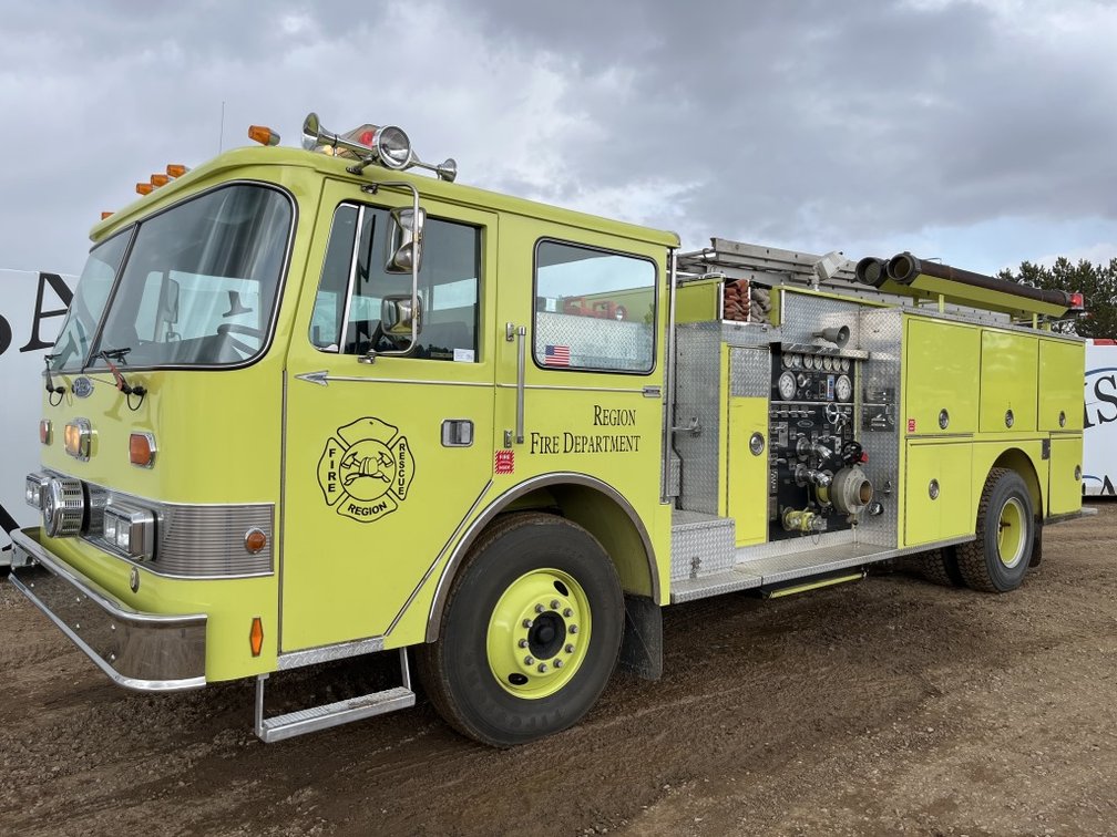 1986 Pierce Arrow Triple Combo Pumper
