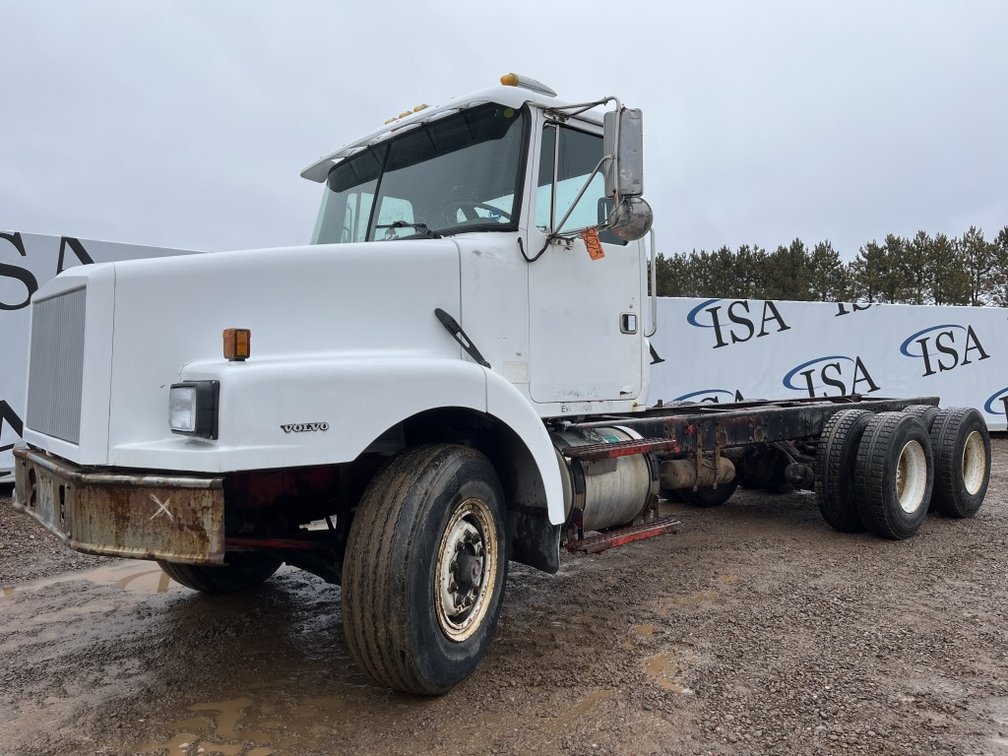 1991 GMC WG64 Cab & Chassis