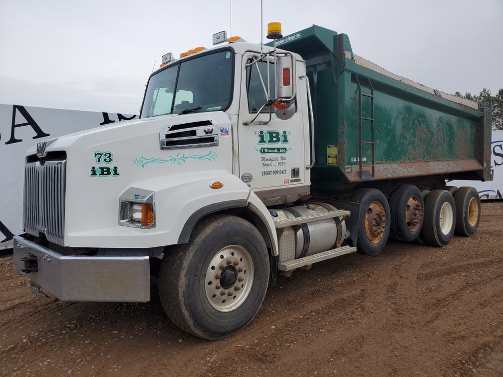 2015 Western Star 4700SB Quad Dump Truck