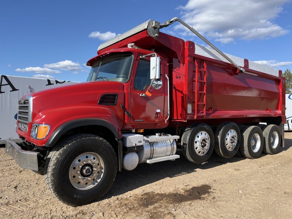 2004 Mack CV714 Quad Dump Truck