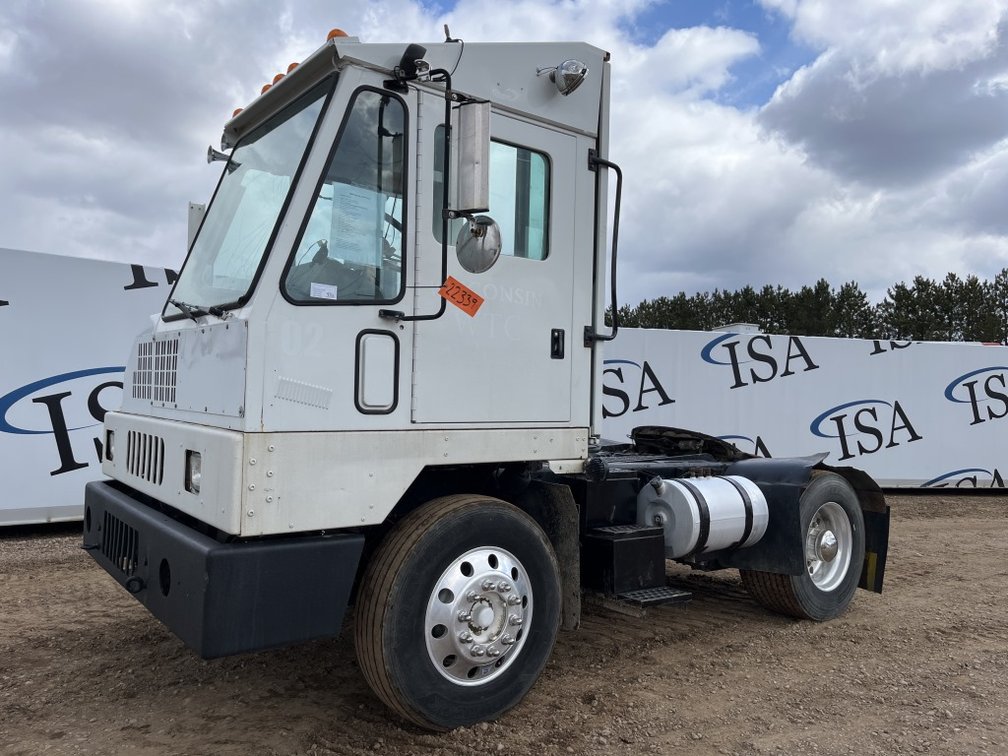 2004 Ottawa WT30 Spotter Truck