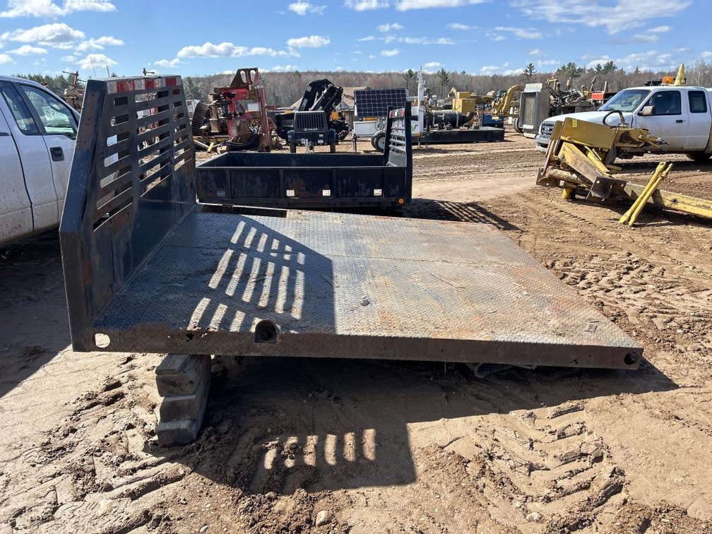 Flat Bed