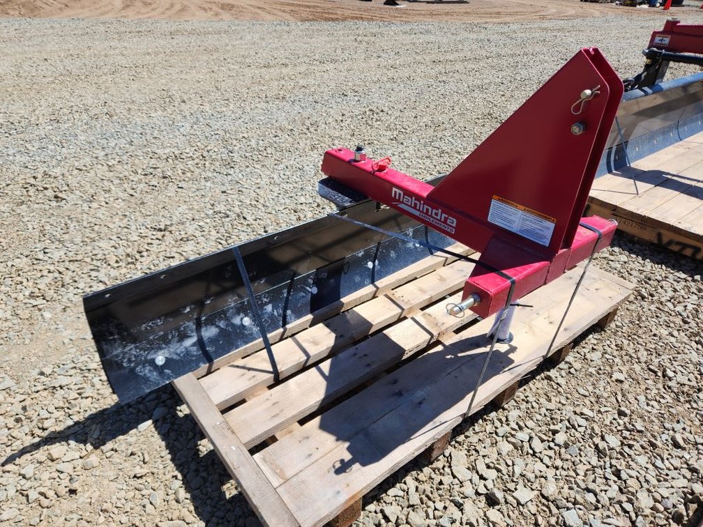 Unused Mahindra 84" 3-pt Back-blade