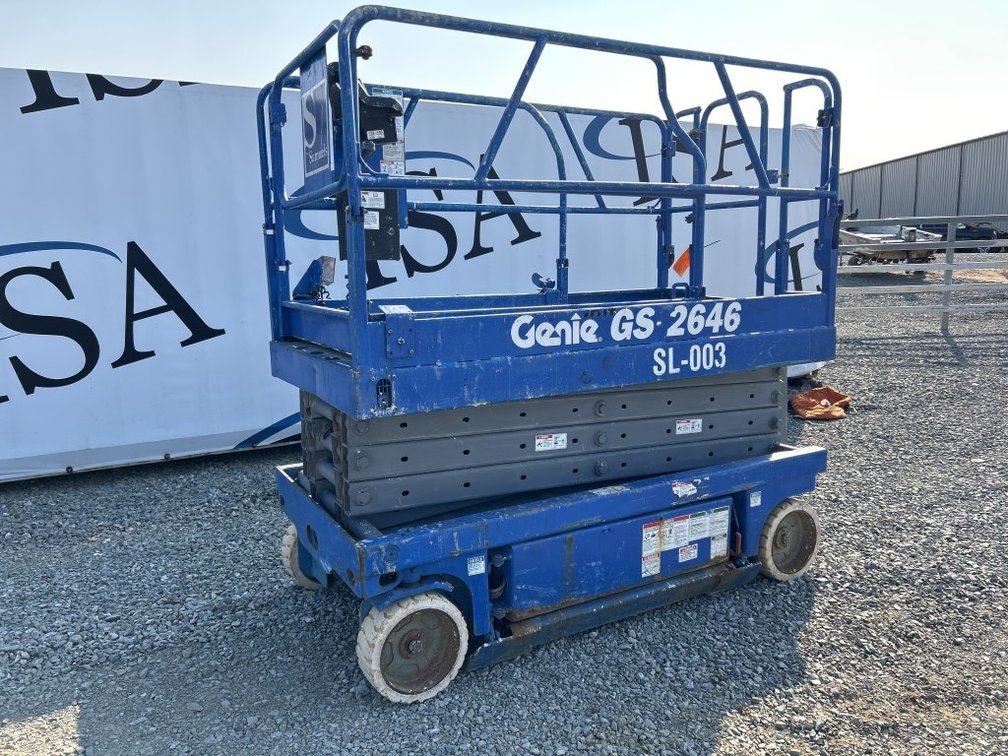 2000 Genie GS-2646 Scissors Lift