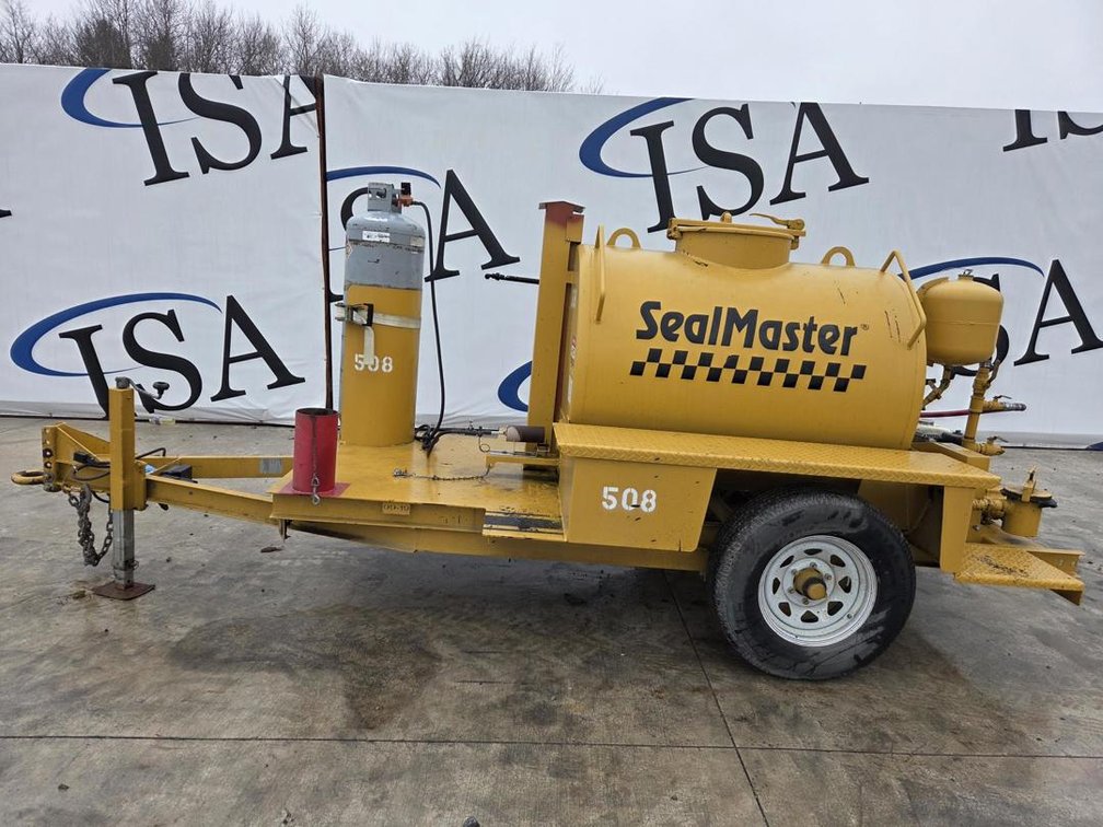 2019 SealMaster TR300 Tar Trailer