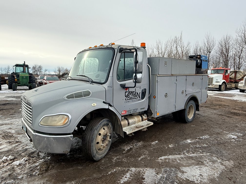 2004 Freightliner M2 Service Truck