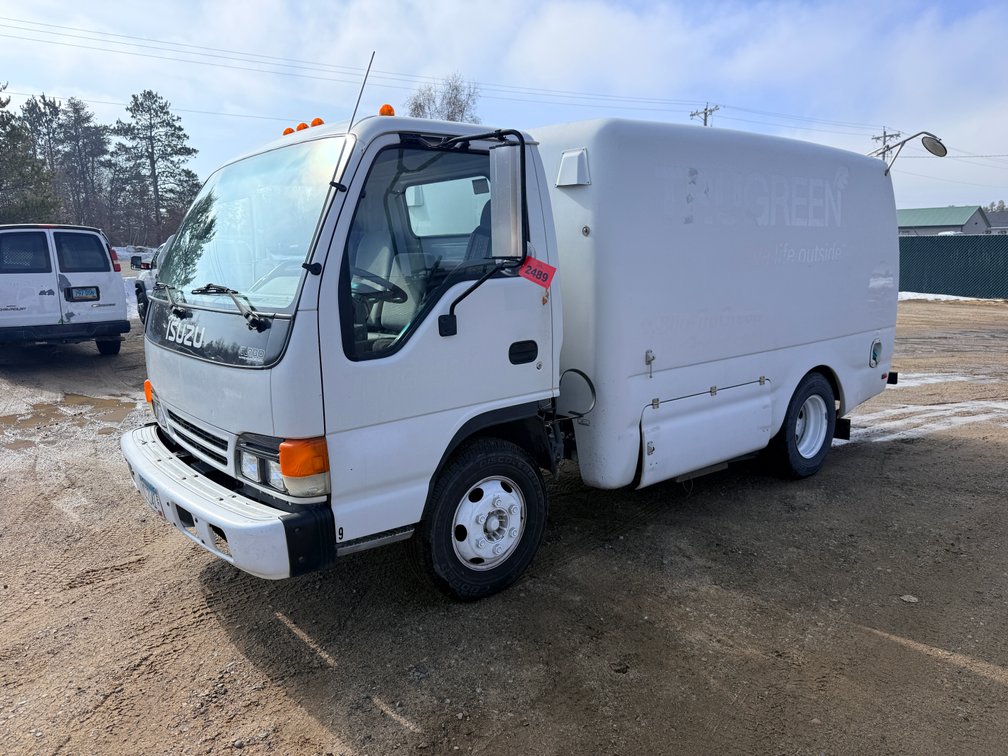 2004 Isuzu  NPR Spray Truck