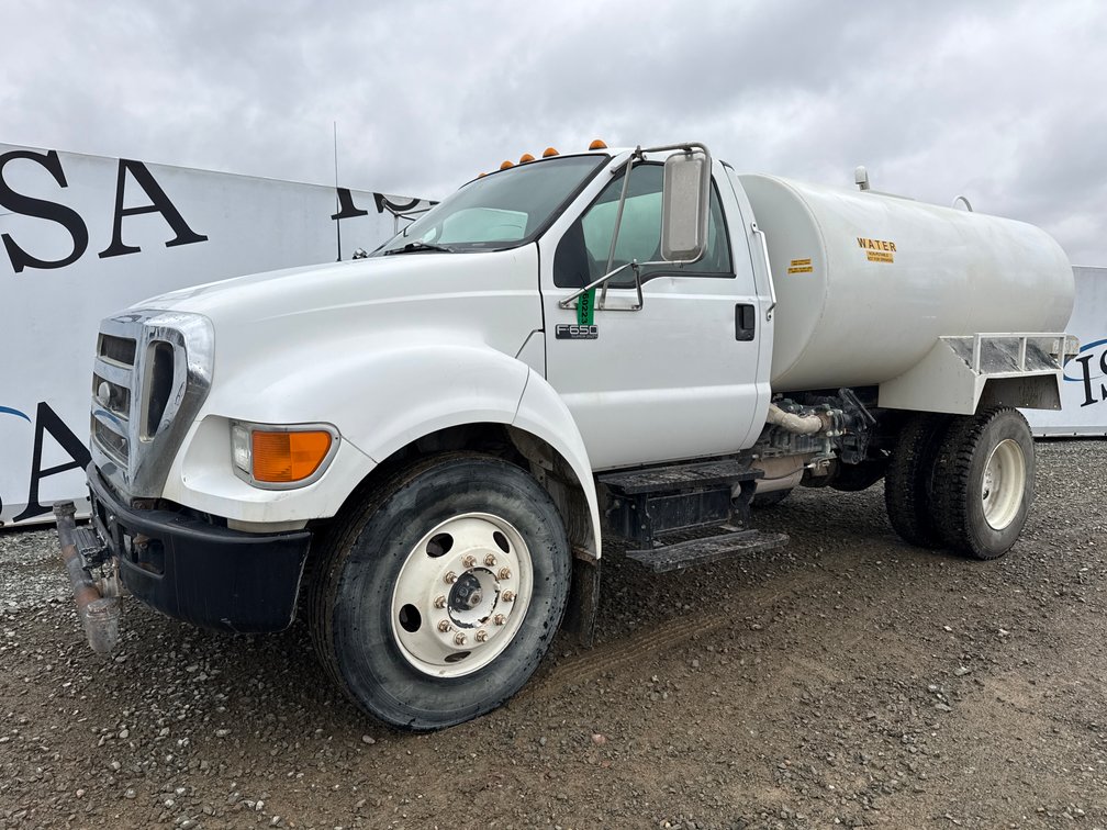 2006 Ford F650 Water Truck