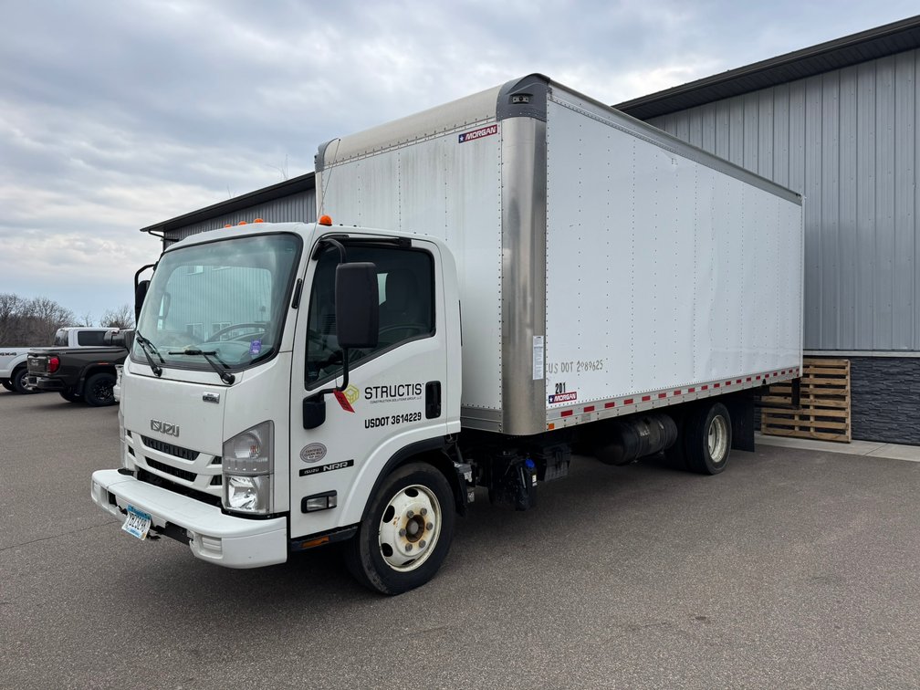 2020 Isuzu NRR Box Truck