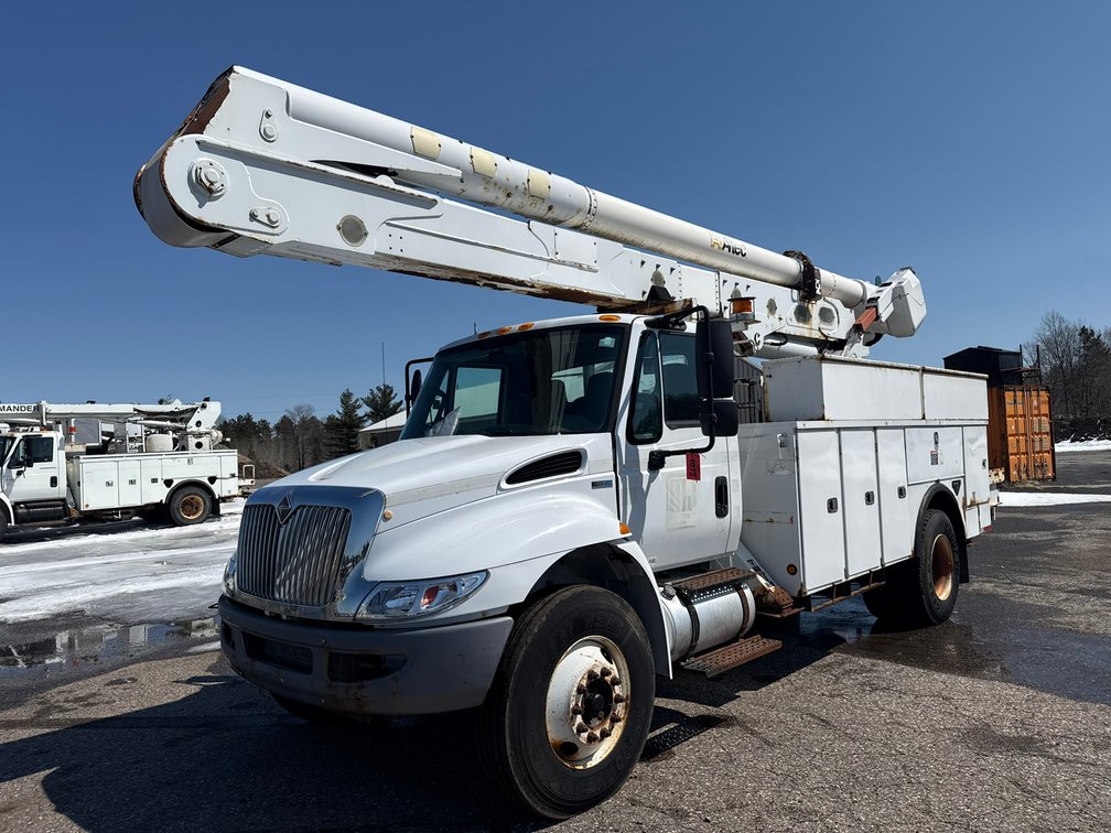 2014 International 4300 SBA 4x2 Boom/Crane Truck