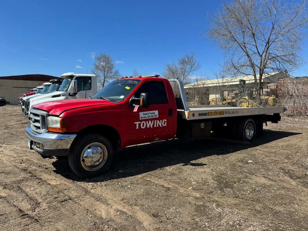 1999 Ford F-550 Rollback Truck