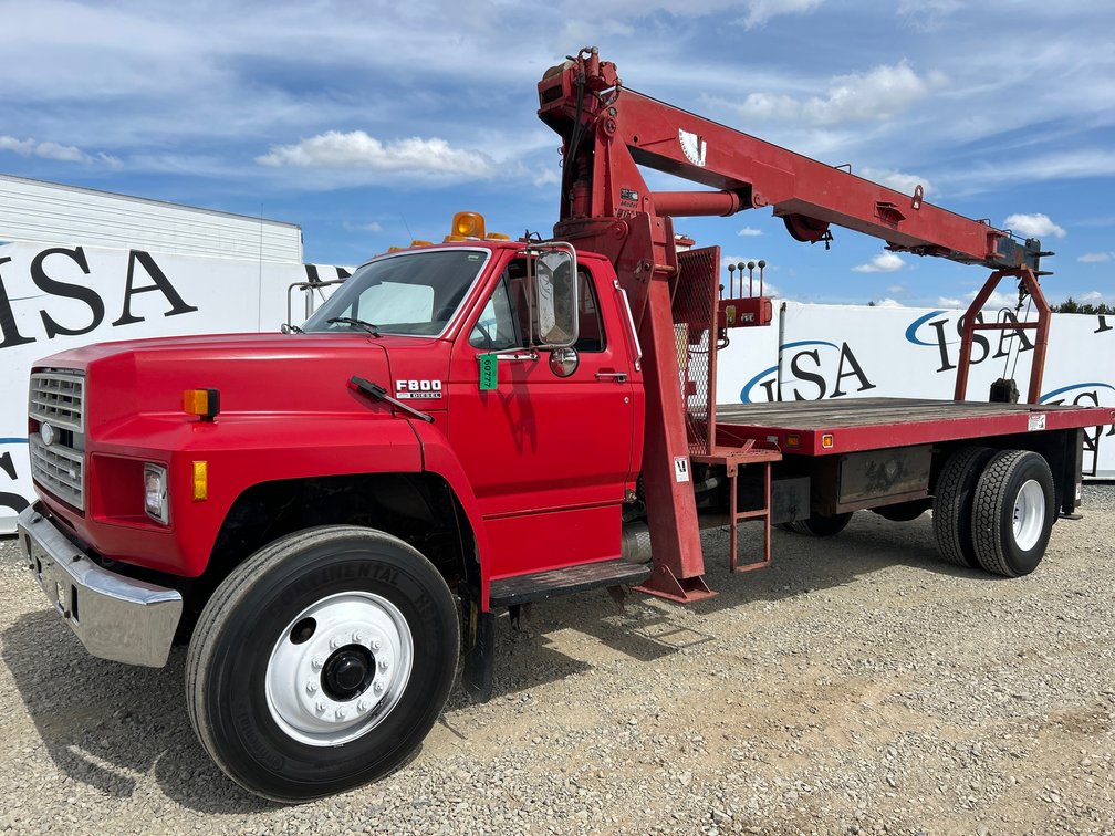 1989 Ford  F800 Crane Truck