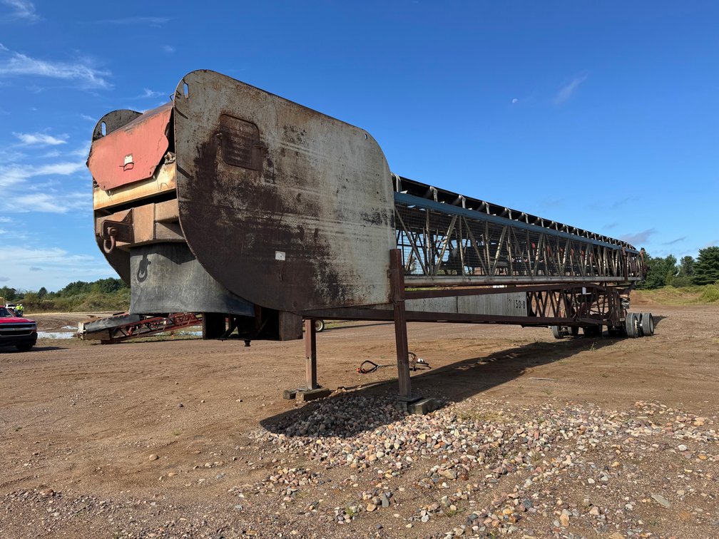 Thor T150-8 36"X150' Stacker Conveyor
