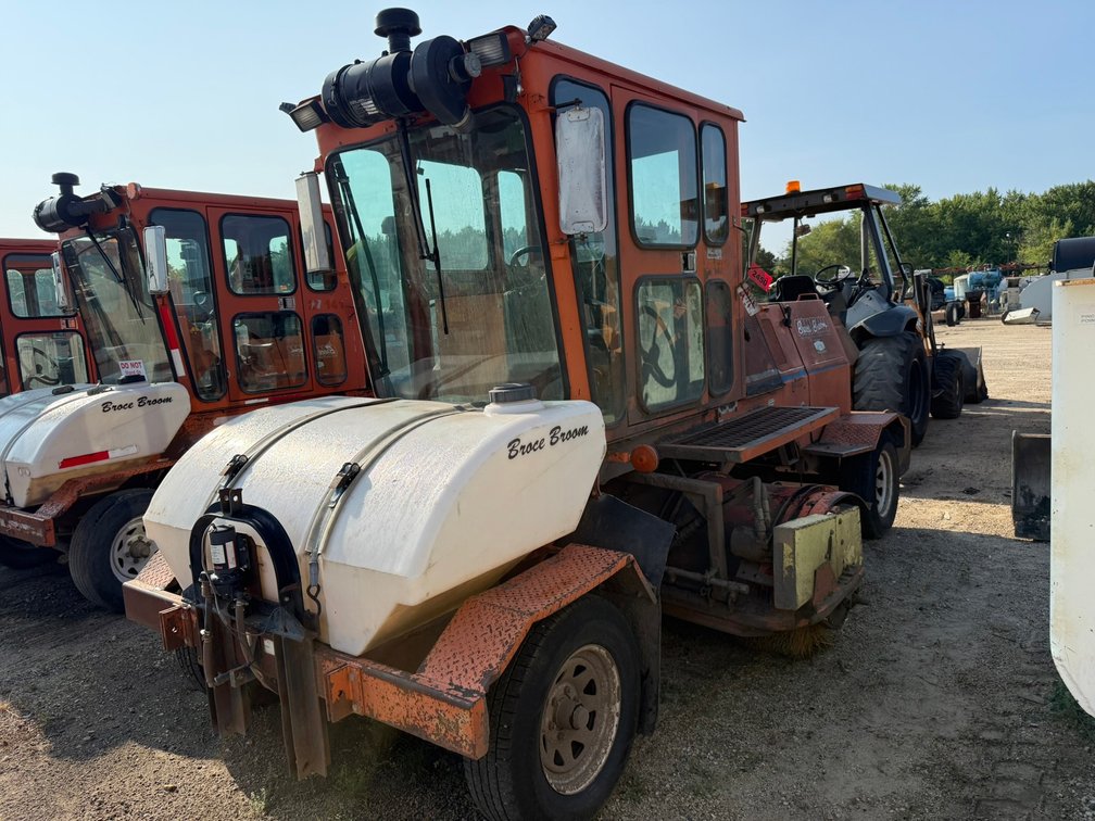 2008 Broce RJ350 Sweeper