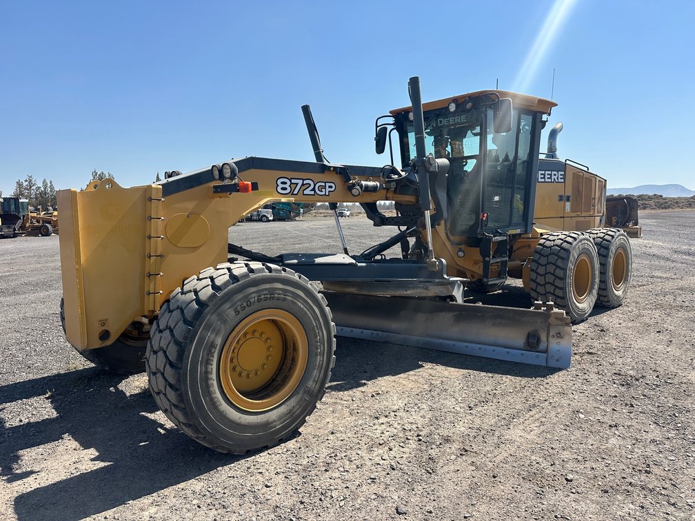 2013 Deere 872GP Motor Grader