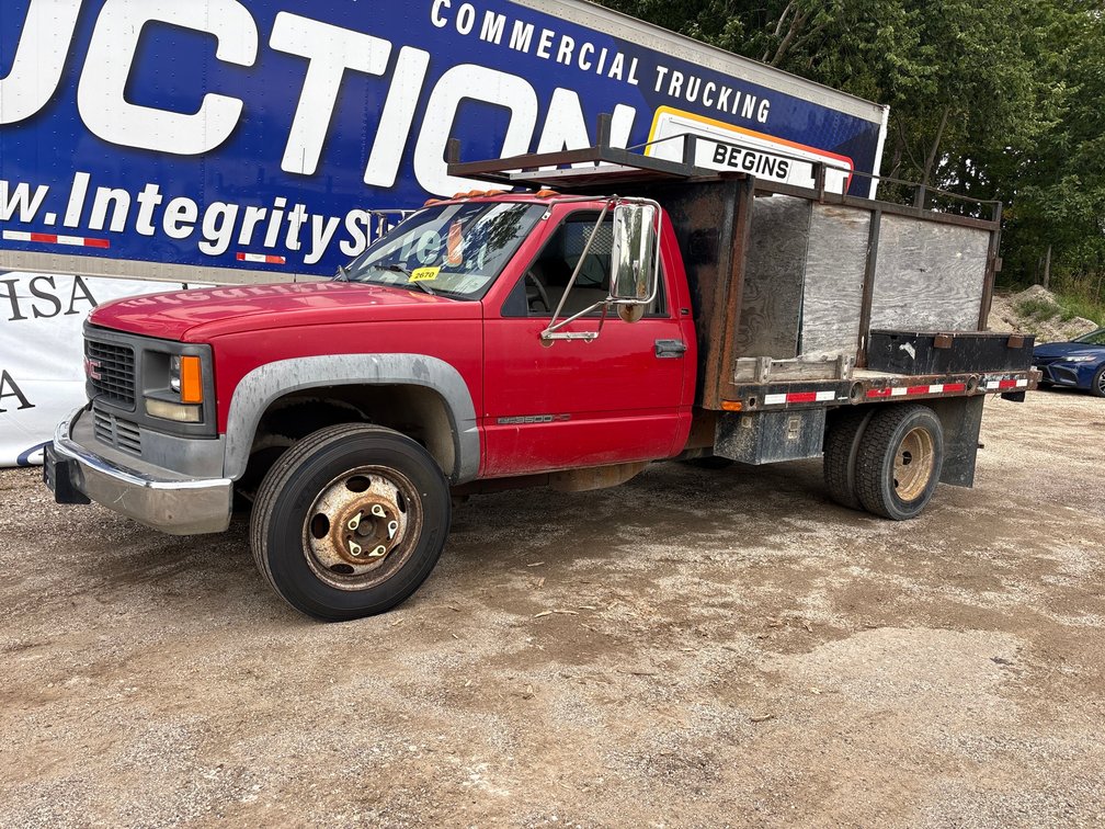 2000 GMC 3500 Flatbed Truck