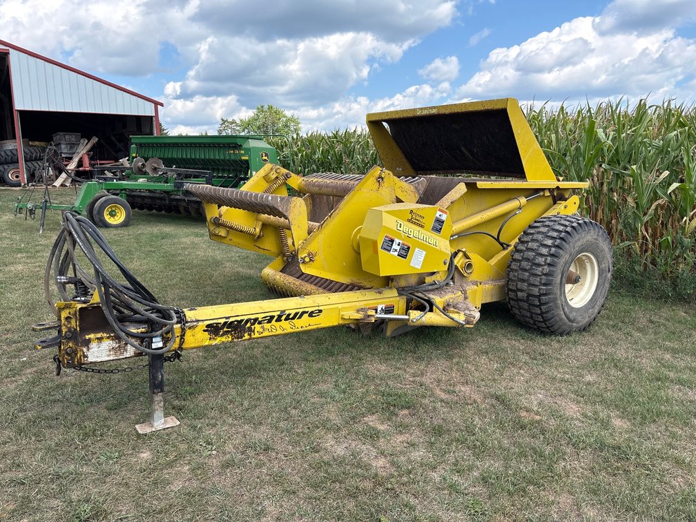Degelman 7200 Rock Picker