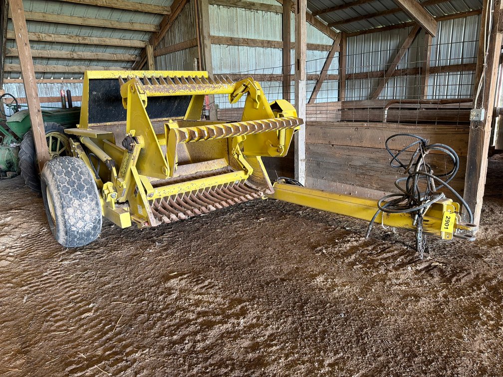 Degelman 6000 Rock Picker