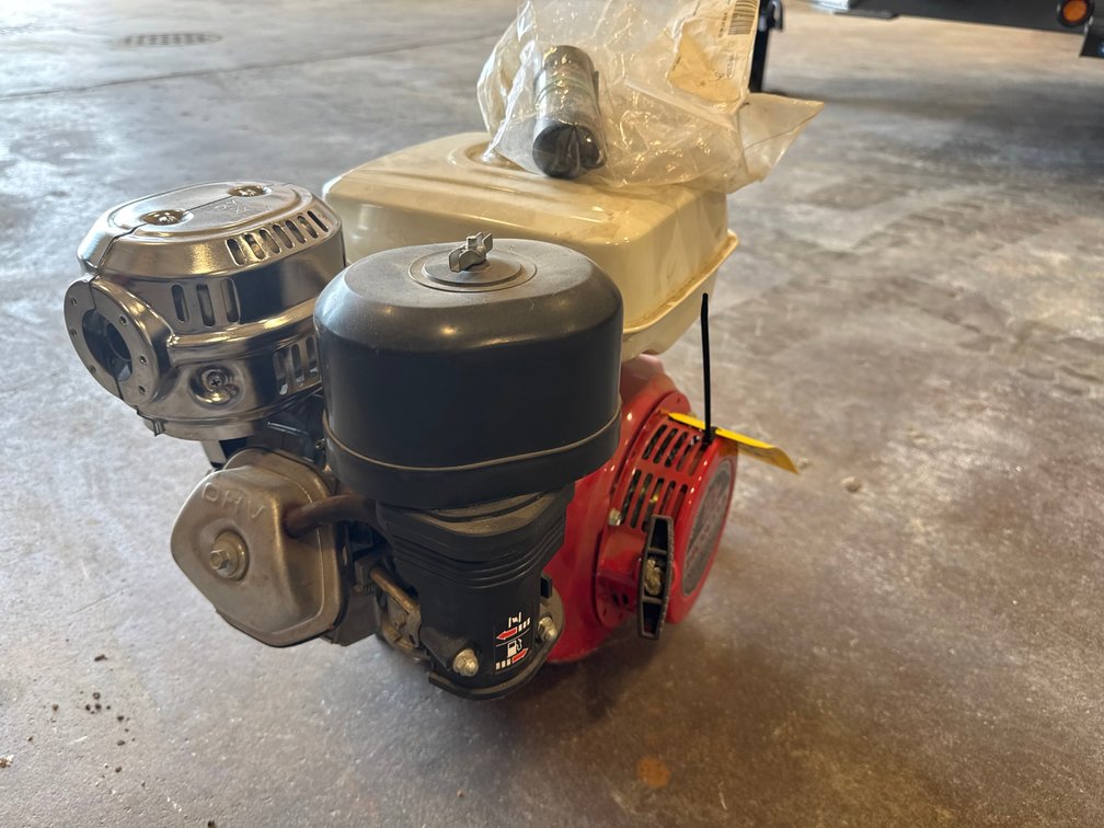 Honda GX240 8 Hp Gas Engine