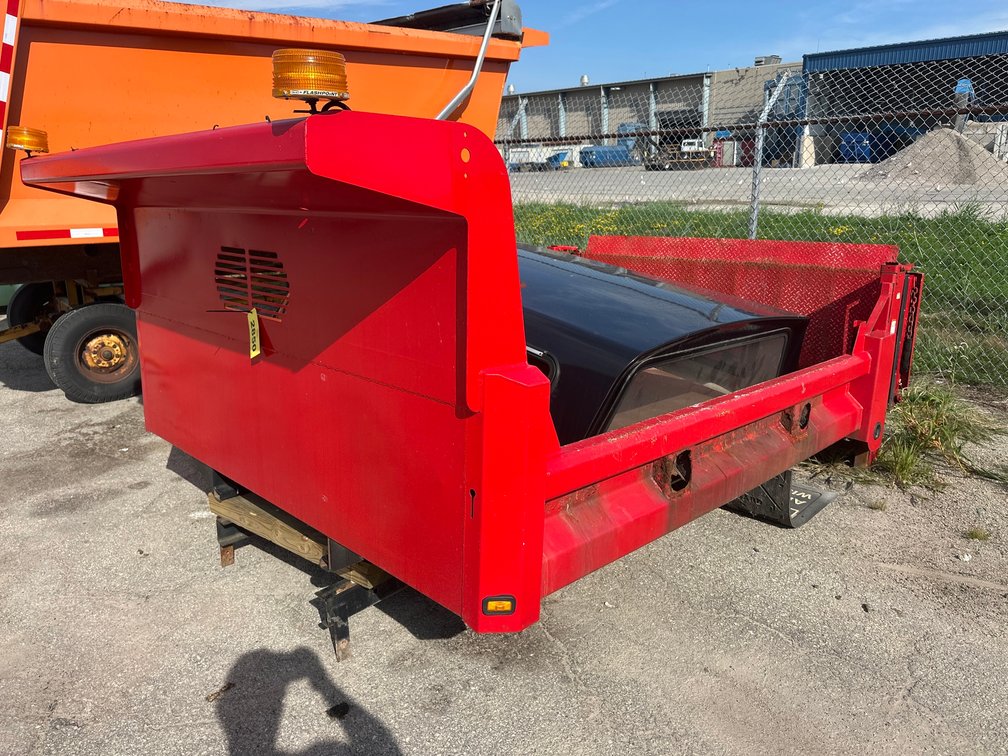 10' Dump Box W/ Lift Gate
