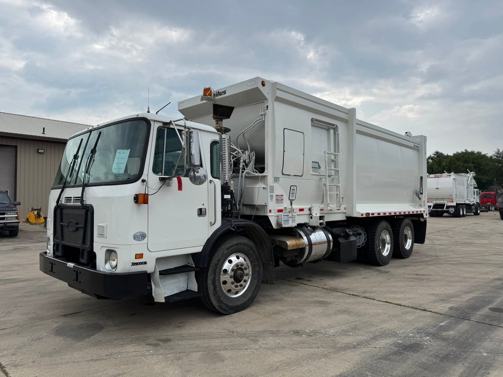 2012 Autocar Xpeditor Garbage Truck